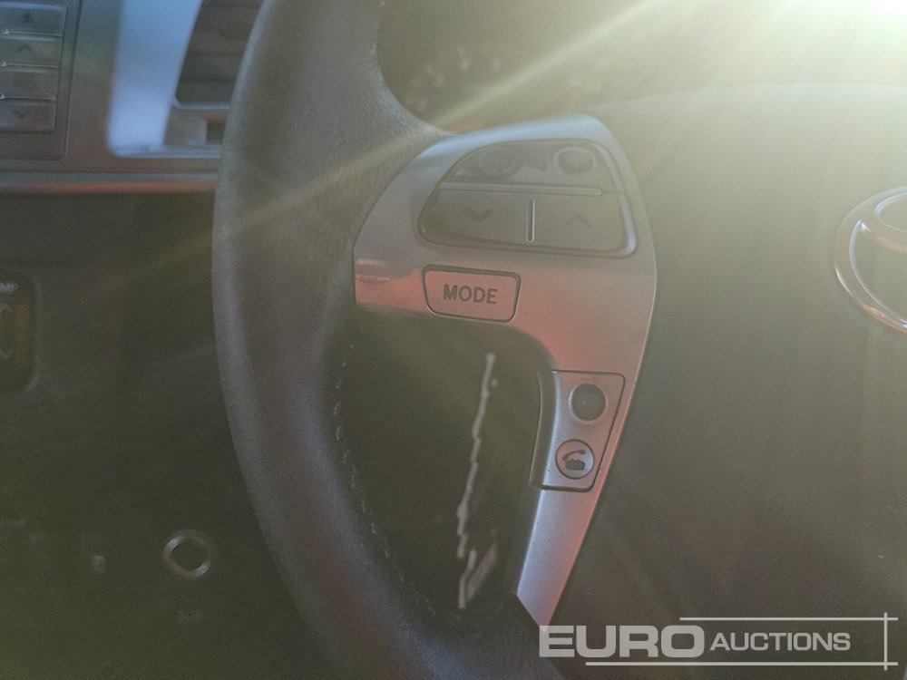 Pickup truck 2014 Toyota Hilux Invincible: picture 36 Pickup truck 2014 Toyota Hilux Invincible: picture 36