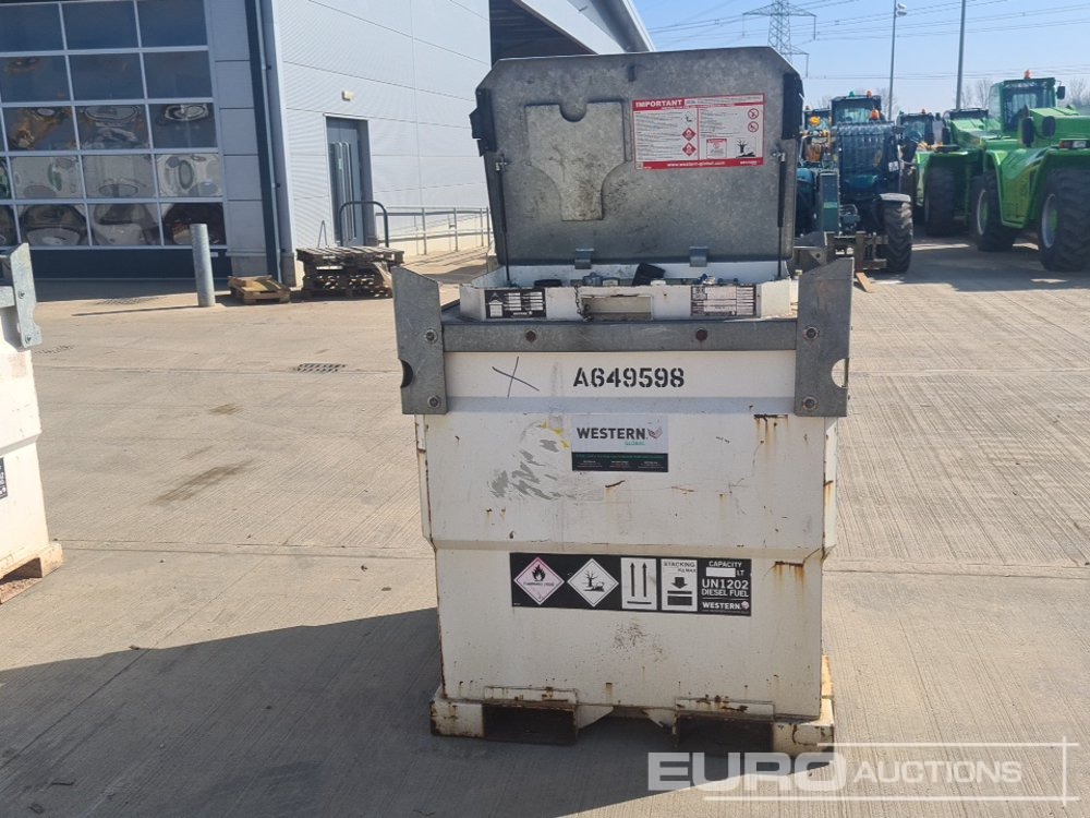 2014 Western 910 Litre - Storage tank: picture 2 2014 Western 910 Litre - Storage tank: picture 2