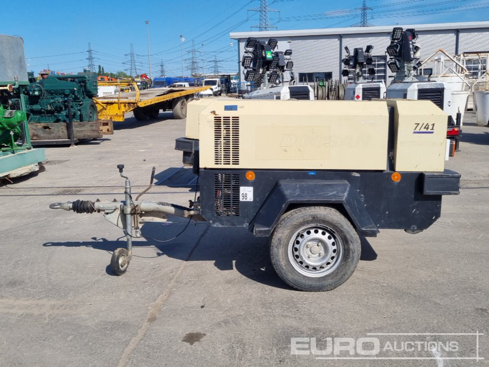 2015 Doosan 741 - Air compressor: picture 2 2015 Doosan 741 - Air compressor: picture 2