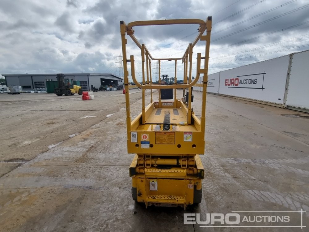 2015 Haulotte Compact 8 - Aerial platform: picture 4 2015 Haulotte Compact 8 - Aerial platform: picture 4