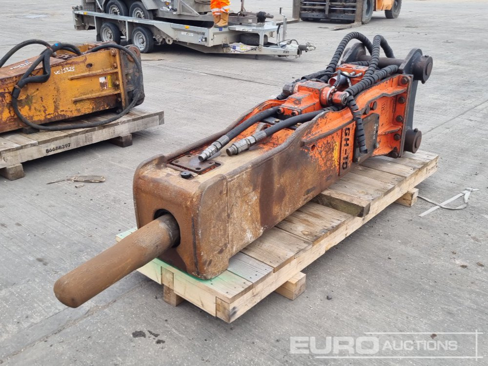 2015 NPK GH-10 - Hydraulic hammer: picture 1 2015 NPK GH-10 - Hydraulic hammer: picture 1