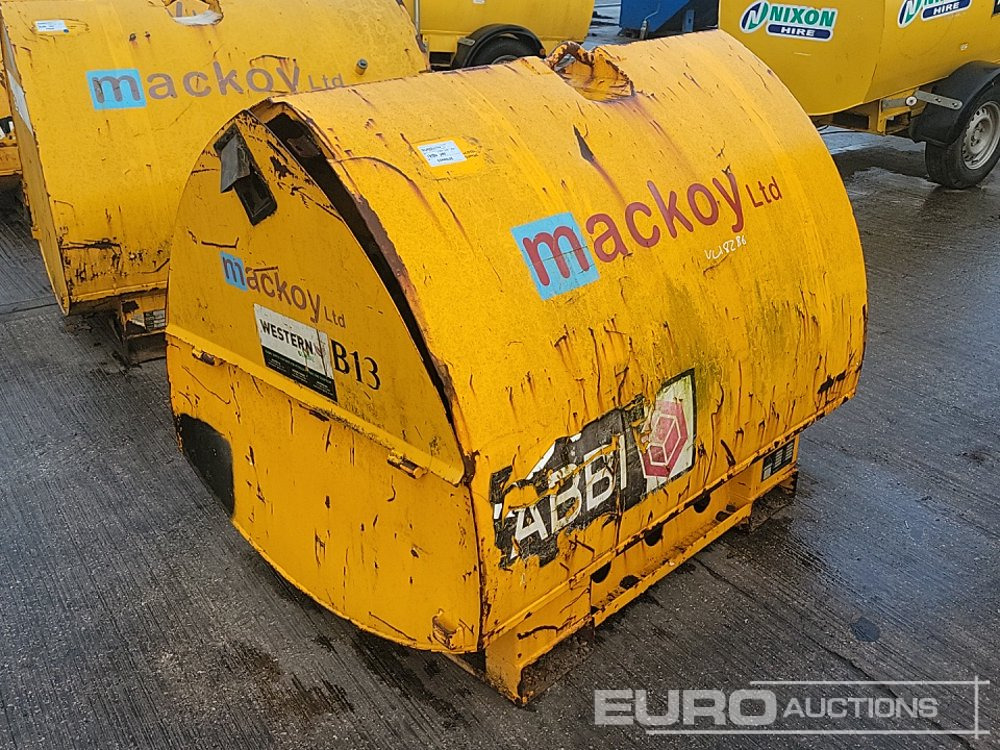 2015 Western 950 Litre - Storage tank: picture 1 2015 Western 950 Litre - Storage tank: picture 1