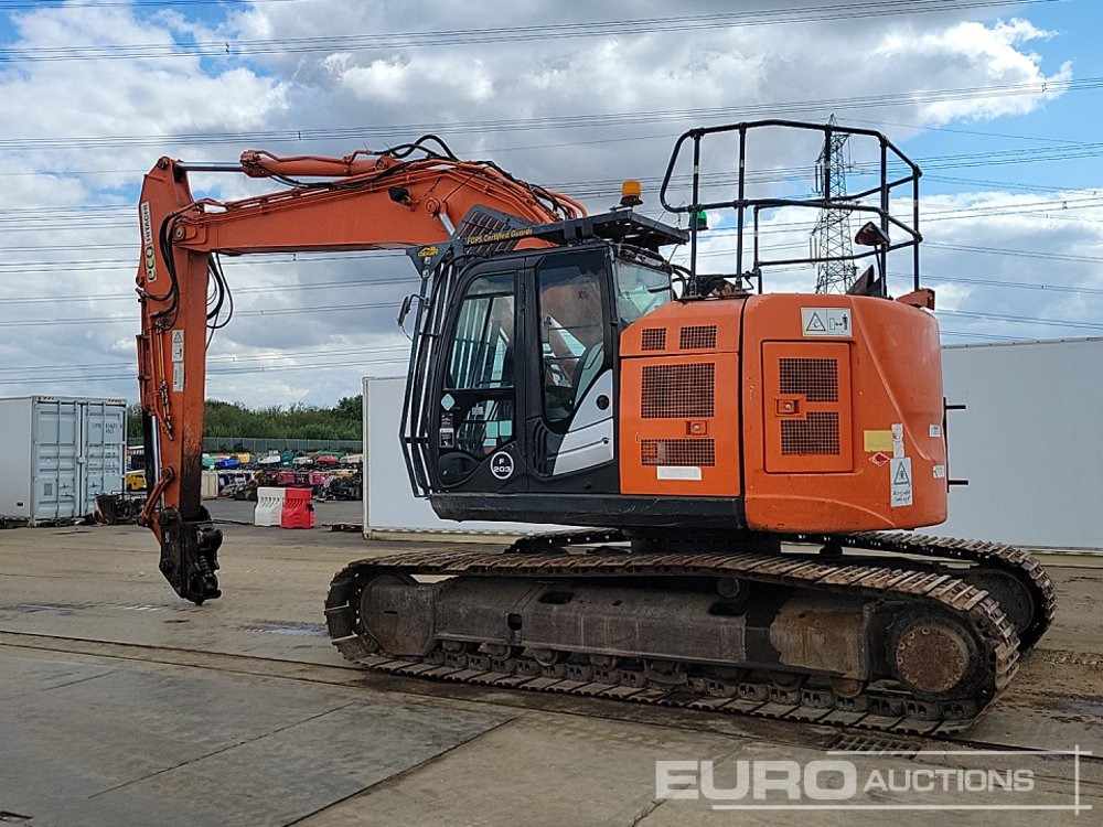 2016 Hitachi ZX225USLC-5B - Crawler excavator: picture 3 2016 Hitachi ZX225USLC-5B - Crawler excavator: picture 3