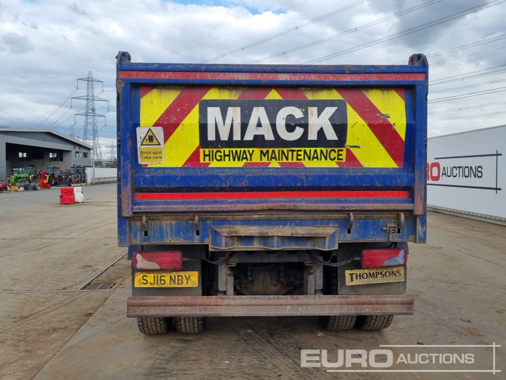2016 MAN TGS 35.400 - Tipper: picture 4 2016 MAN TGS 35.400 - Tipper: picture 4