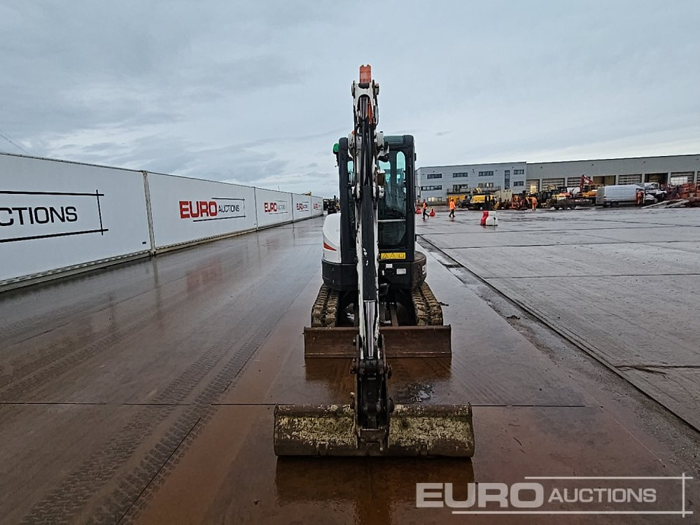 Mini excavator 2017 Bobcat E26: picture 8