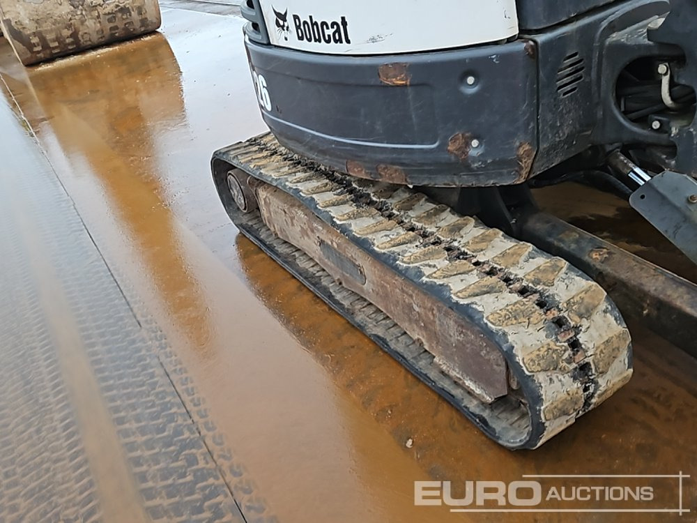 Mini excavator 2017 Bobcat E26: picture 16