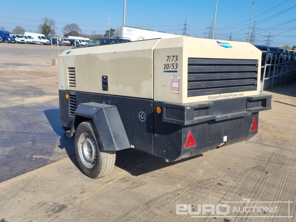 2017 Doosan 773 1053 260CFM - Air compressor: picture 3 2017 Doosan 773 1053 260CFM - Air compressor: picture 3