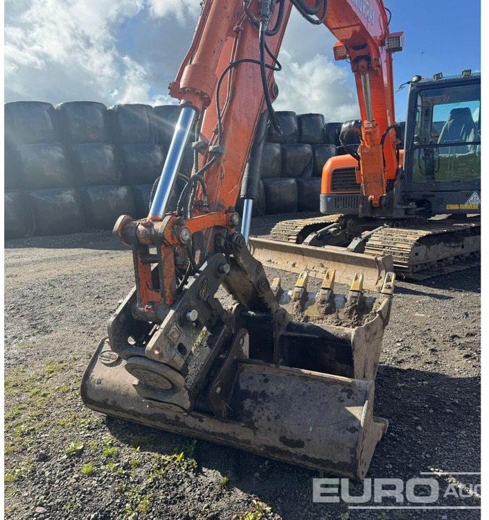2017 Doosan DX85R-3 - Mini excavator: picture 2 2017 Doosan DX85R-3 - Mini excavator: picture 2