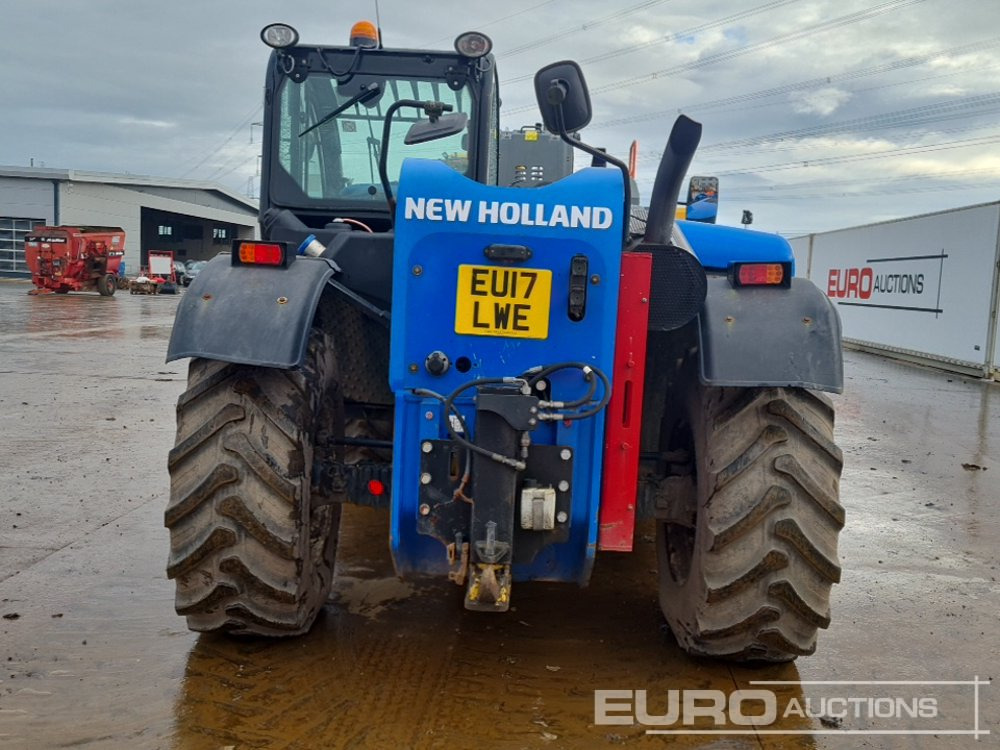 2017 New Holland LM7.42 - Telescopic handler: picture 4 2017 New Holland LM7.42 - Telescopic handler: picture 4