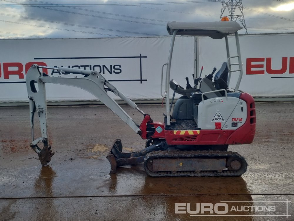 2017 Takeuchi TB216 - Mini excavator: picture 2 2017 Takeuchi TB216 - Mini excavator: picture 2