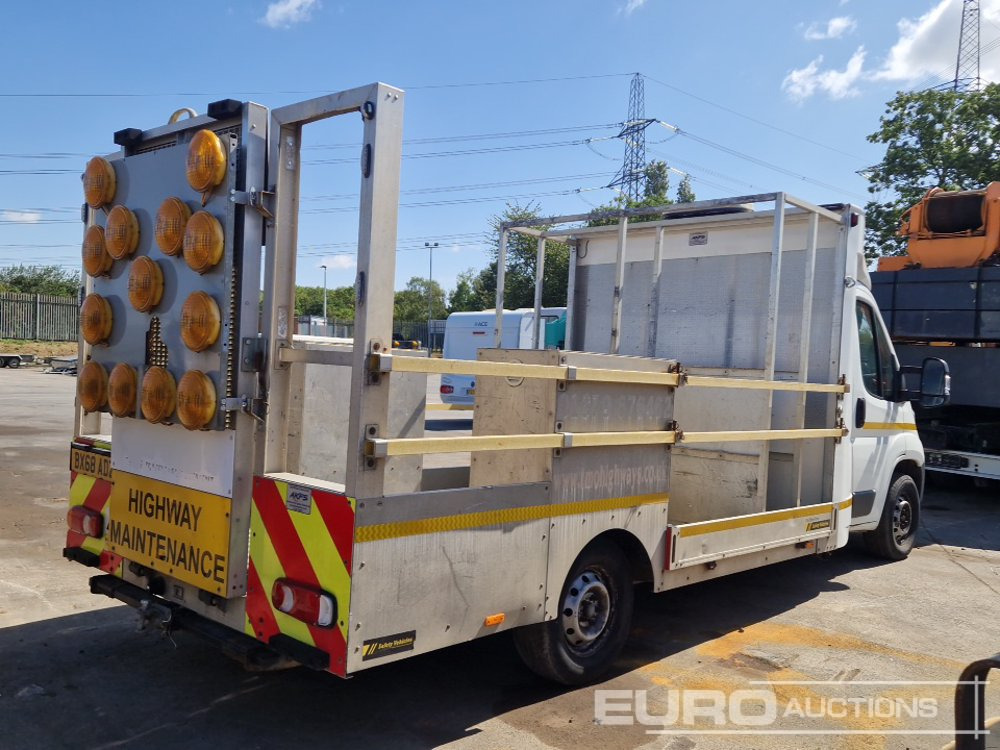 2019 Citreon Relay 35 - Flatbed van: picture 5 2019 Citreon Relay 35 - Flatbed van: picture 5