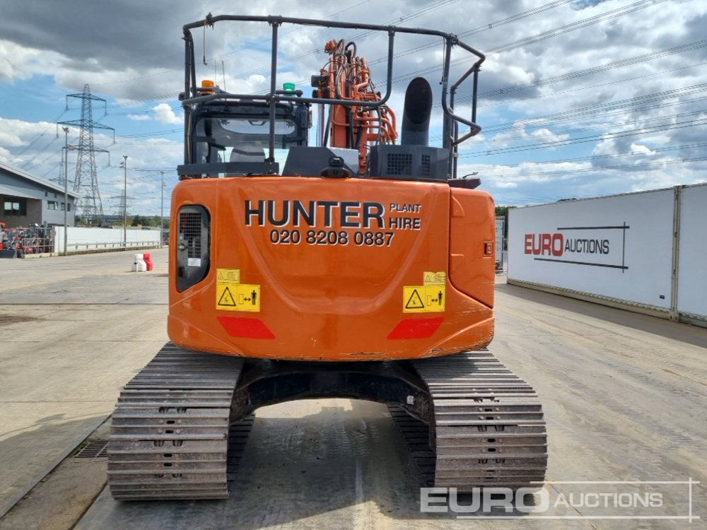 2019 Hitachi ZX135US-6 - Crawler excavator: picture 4 2019 Hitachi ZX135US-6 - Crawler excavator: picture 4