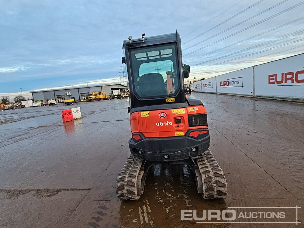 2019 Kubota U27-4 - Mini excavator: picture 4 2019 Kubota U27-4 - Mini excavator: picture 4