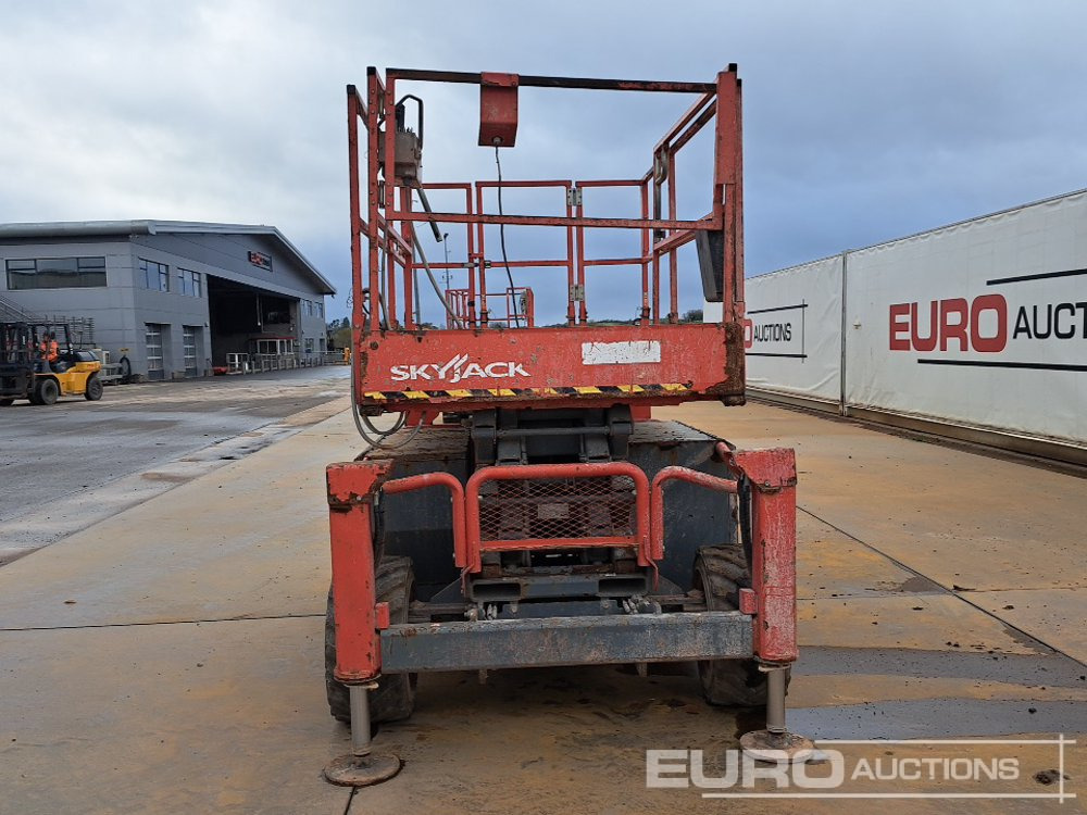 2019 SkyJack SJ6832RT - Scissor lift: picture 4 2019 SkyJack SJ6832RT - Scissor lift: picture 4