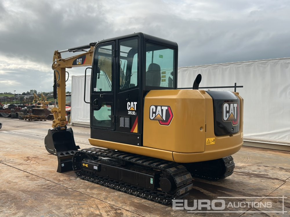 2020 CAT 305.5 E2 - Mini excavator: picture 3 2020 CAT 305.5 E2 - Mini excavator: picture 3