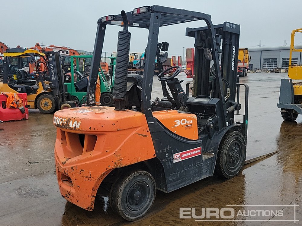 2020 Doosan D30GP - Forklift: picture 5 2020 Doosan D30GP - Forklift: picture 5
