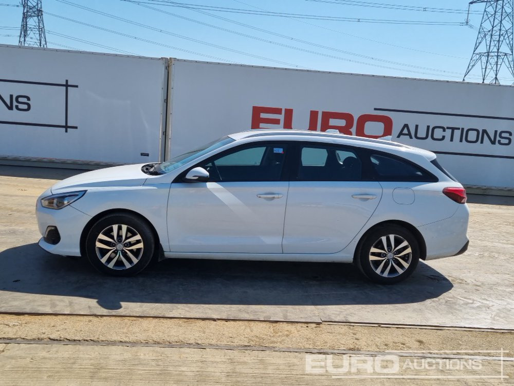 2020 Hyundai I30 - Car: picture 2 2020 Hyundai I30 - Car: picture 2