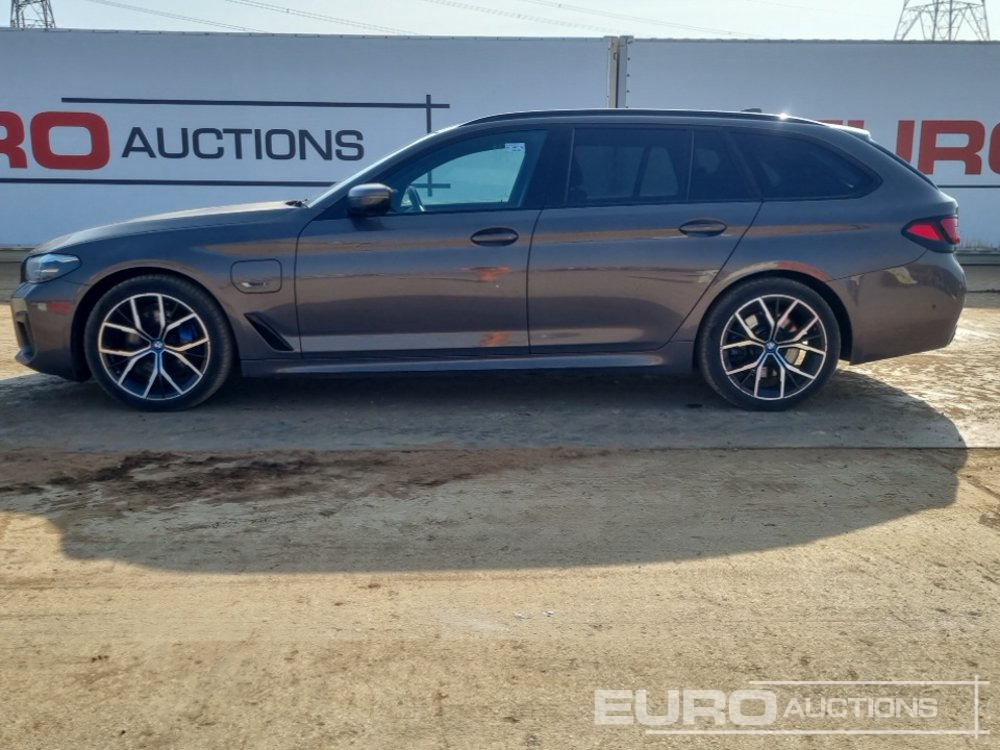 2021 BMW 530E - Car: picture 2 2021 BMW 530E - Car: picture 2