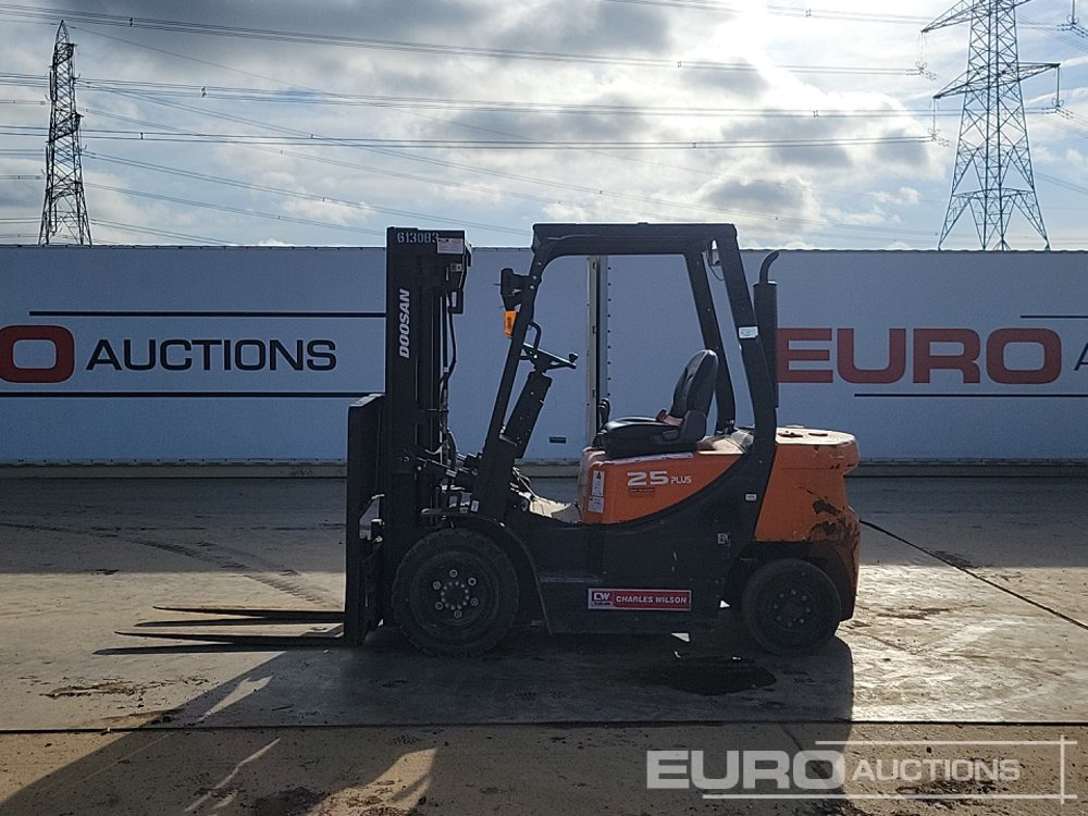 2021 Doosan D25GP - Forklift: picture 2 2021 Doosan D25GP - Forklift: picture 2