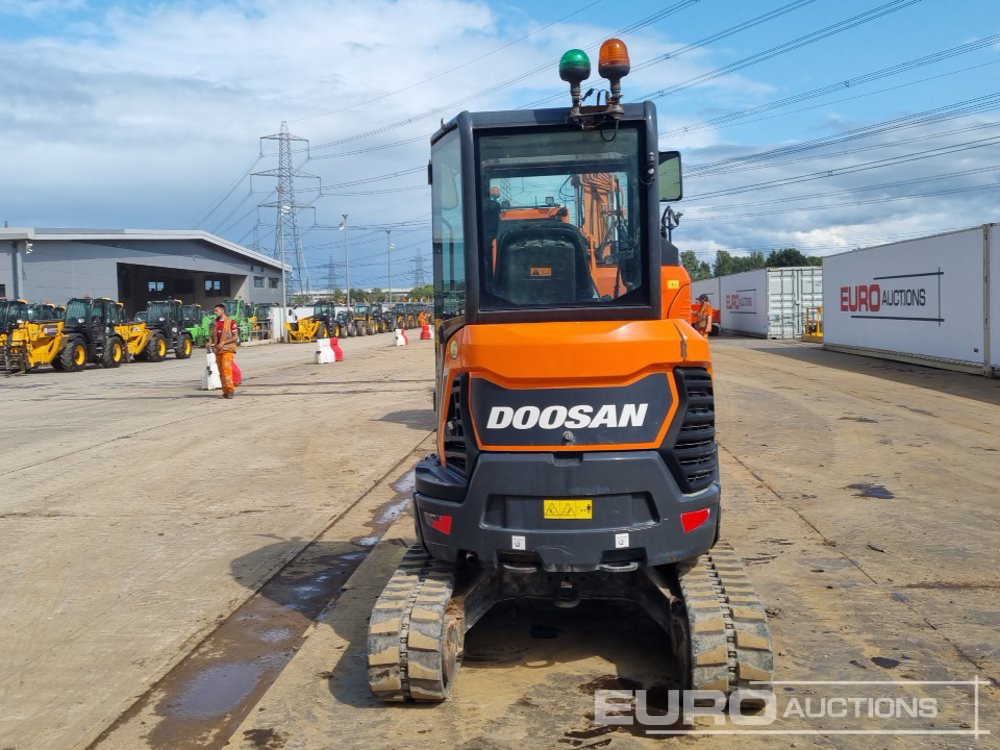 2021 Doosan DX27Z - Mini excavator: picture 4 2021 Doosan DX27Z - Mini excavator: picture 4