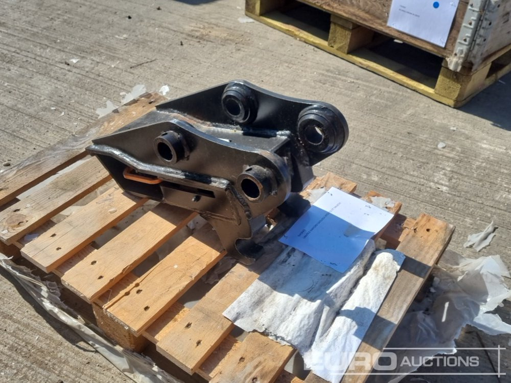 2022 Harford Manual Dedicated QH 35mm Pin to suit Mini Excavator - Quick coupler: picture 4 2022 Harford Manual Dedicated QH 35mm Pin to suit Mini Excavator - Quick coupler: picture 4