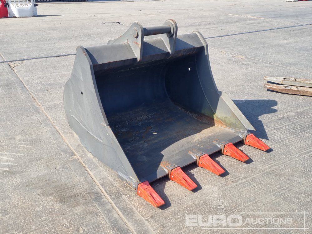 2022 Miller 54" Digging Bucket 65mm Pinto suit 13 Ton Excavator - Bucket: picture 1 2022 Miller 54" Digging Bucket 65mm Pinto suit 13 Ton Excavator - Bucket: picture 1