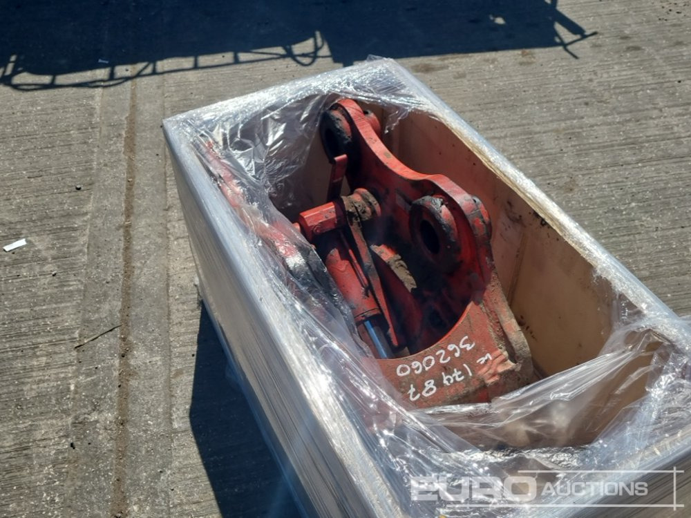 2024 Miller Hydrulic Double Lock QH 65mm Pin to suit 13 Ton Excavator - Quick coupler: picture 3 2024 Miller Hydrulic Double Lock QH 65mm Pin to suit 13 Ton Excavator - Quick coupler: picture 3