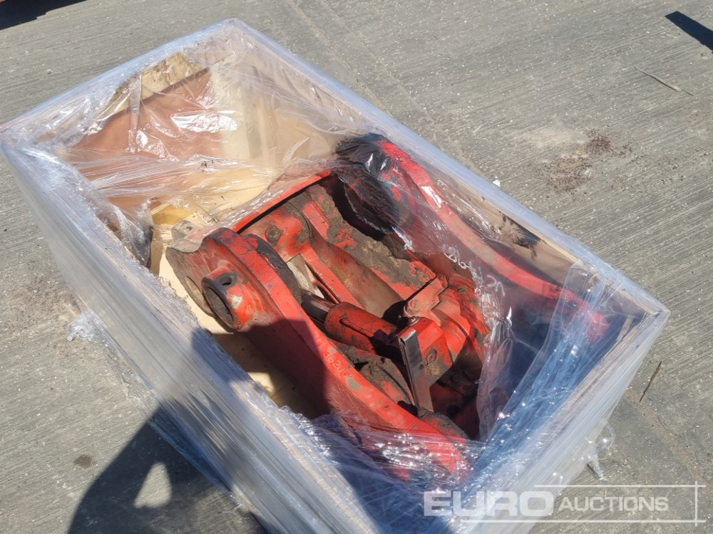 2024 Miller Hydrulic Double Lock QH 65mm Pin to suit 13 Ton Excavator - Quick coupler: picture 1 2024 Miller Hydrulic Double Lock QH 65mm Pin to suit 13 Ton Excavator - Quick coupler: picture 1