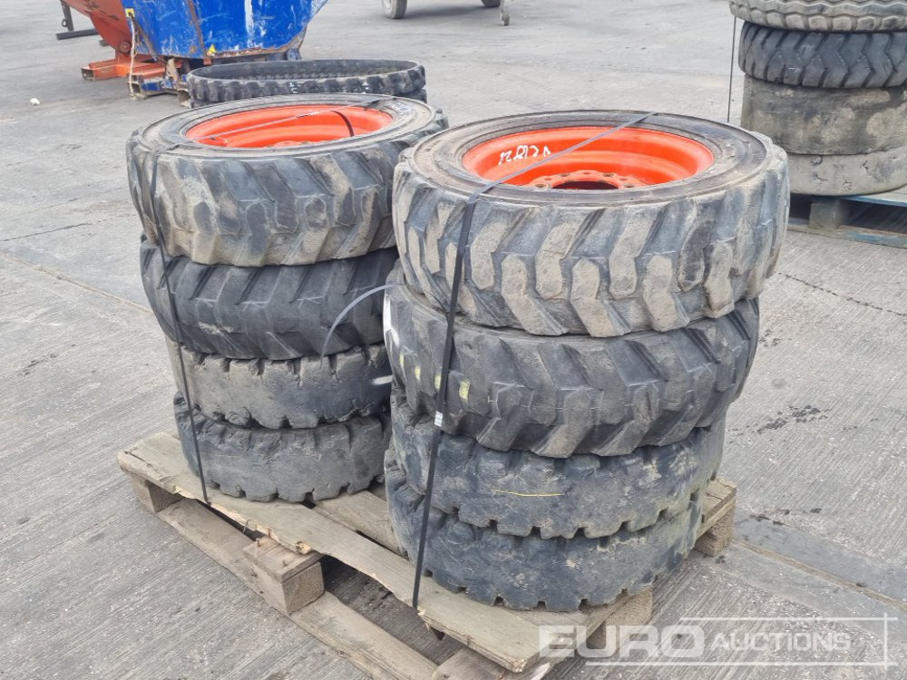 27x8.5-15 Tyre & Rim (8 of) - Tire: picture 1 27x8.5-15 Tyre & Rim (8 of) - Tire: picture 1