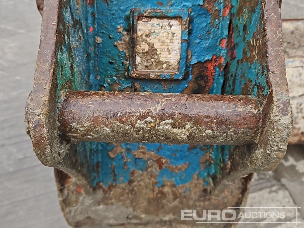 Bucket 48" Ditching 12" Digging Bucket 35-45mm Pin to suit Mini-6 Ton Excavator: picture 16