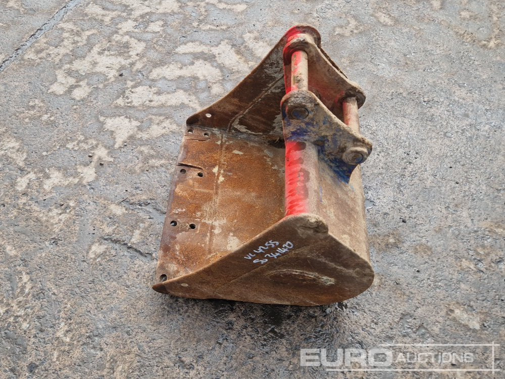 48" Ditching & 24" Strickland Digging Bucket to suit Mini Excavator (2 of) - Bucket: picture 2 48" Ditching & 24" Strickland Digging Bucket to suit Mini Excavator (2 of) - Bucket: picture 2
