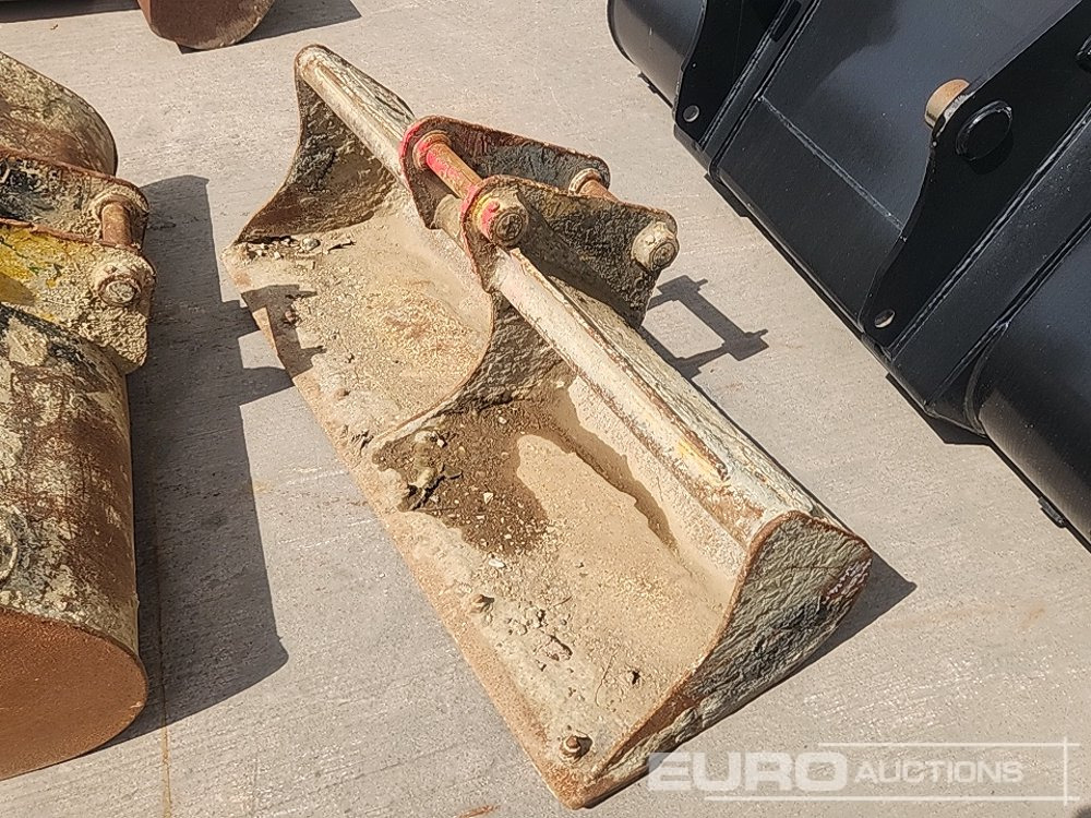 60" Strickland Ditching Bucket 45mm Pin to suit 4-6 Ton Excavator - Bucket: picture 1 60" Strickland Ditching Bucket 45mm Pin to suit 4-6 Ton Excavator - Bucket: picture 1