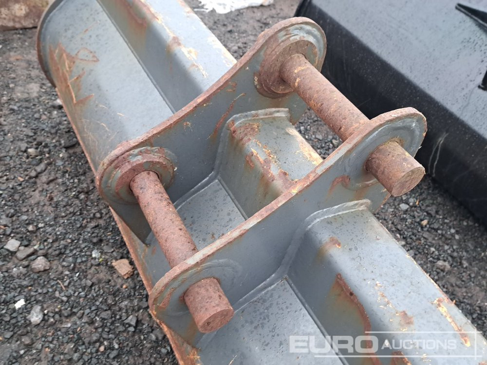 72" Geith Ditching Bucket 45mm Pin to suit 4-6 Ton Excavator - Bucket: picture 5 72" Geith Ditching Bucket 45mm Pin to suit 4-6 Ton Excavator - Bucket: picture 5