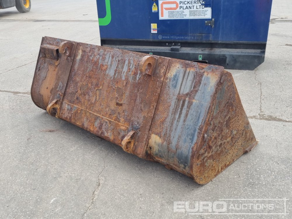 90" Loading Bucket to suit JCB Telehandler - Bucket: picture 5 90" Loading Bucket to suit JCB Telehandler - Bucket: picture 5