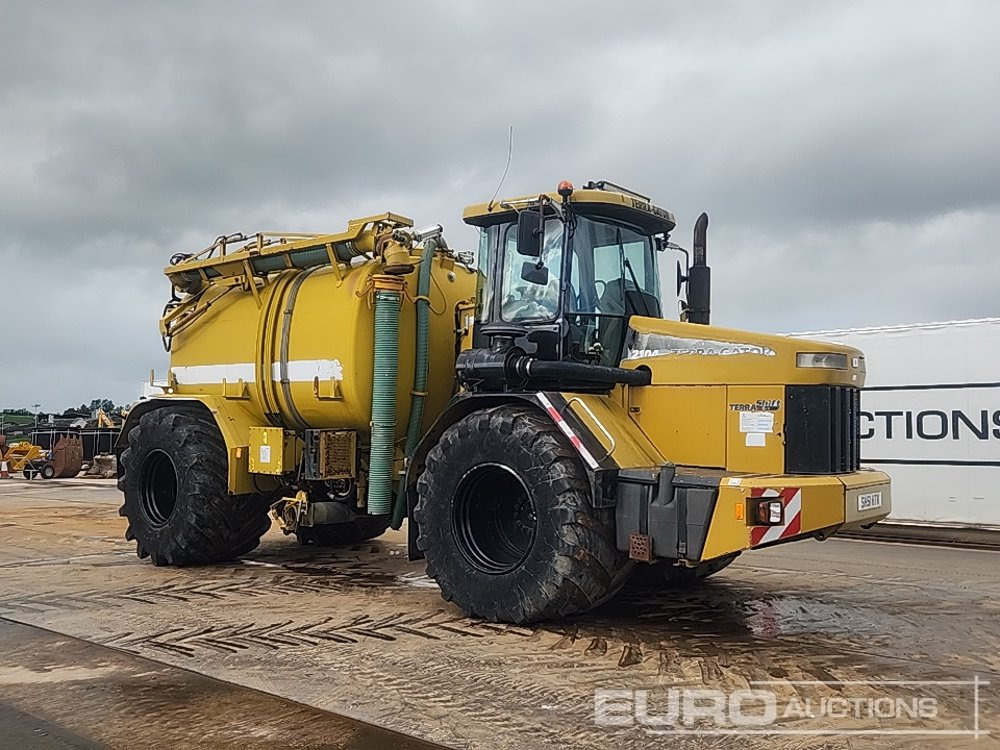 Farm tractor AG-Chem Terragator 2104: picture 7