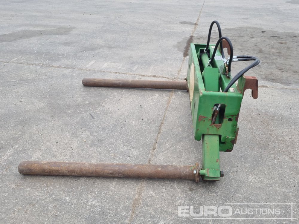 2003 McHale Hydraulic Round Bale Handler - Agricultural machinery: picture 2 2003 McHale Hydraulic Round Bale Handler - Agricultural machinery: picture 2