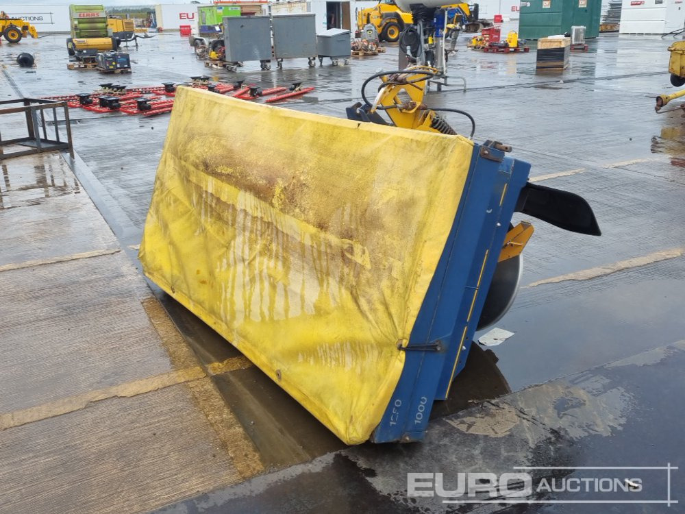 Bogballe PTO Driven Spreader to suit 3 Point Linkage - Agricultural machinery: picture 5 Bogballe PTO Driven Spreader to suit 3 Point Linkage - Agricultural machinery: picture 5