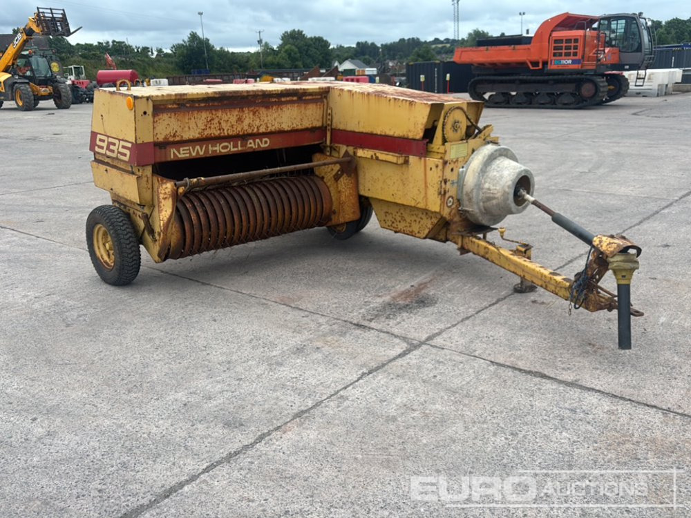 New Holland 935 - Agricultural machinery: picture 2 New Holland 935 - Agricultural machinery: picture 2