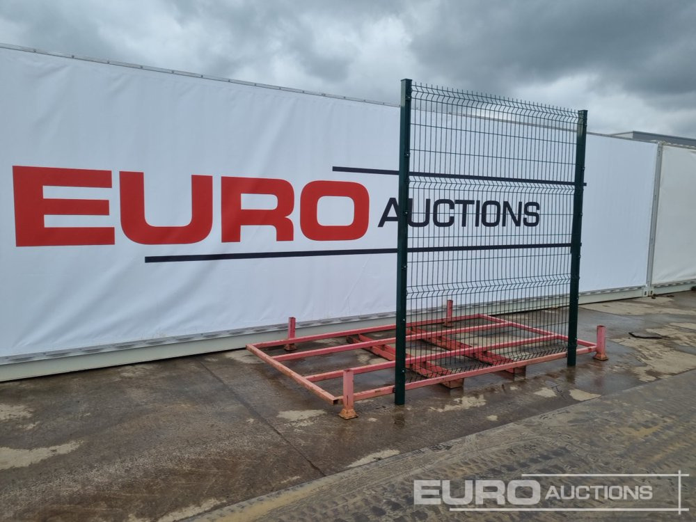 Unused Galvanised & Powder Coated Heavy Duty (5mm) Wire Mesh Fencing, 25 x H2.4m x W2.2m Panels, 26 x 60mm x 60mm x3m Posts, with Fittings (Green) - Agricultural machinery: picture 1 Unused Galvanised & Powder Coated Heavy Duty (5mm) Wire Mesh Fencing, 25 x H2.4m x W2.2m Panels, 26 x 60mm x 60mm x3m Posts, with Fittings (Green) - Agricultural machinery: picture 1
