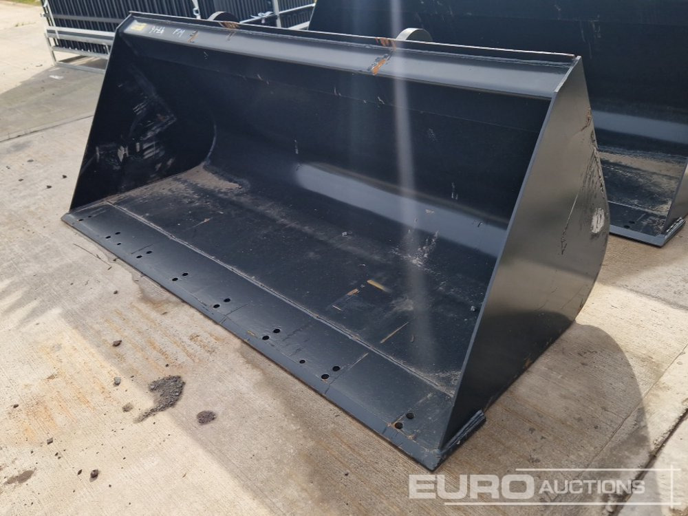 Unused Strickland 90" Loading Bucket to suit JCB Telehandler - Agricultural machinery: picture 1 Unused Strickland 90" Loading Bucket to suit JCB Telehandler - Agricultural machinery: picture 1