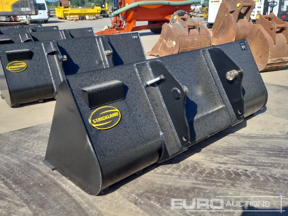 Unused Strickland 90" Loading Bucket to suit Manitou Telehandler - Agricultural machinery: picture 3 Unused Strickland 90" Loading Bucket to suit Manitou Telehandler - Agricultural machinery: picture 3