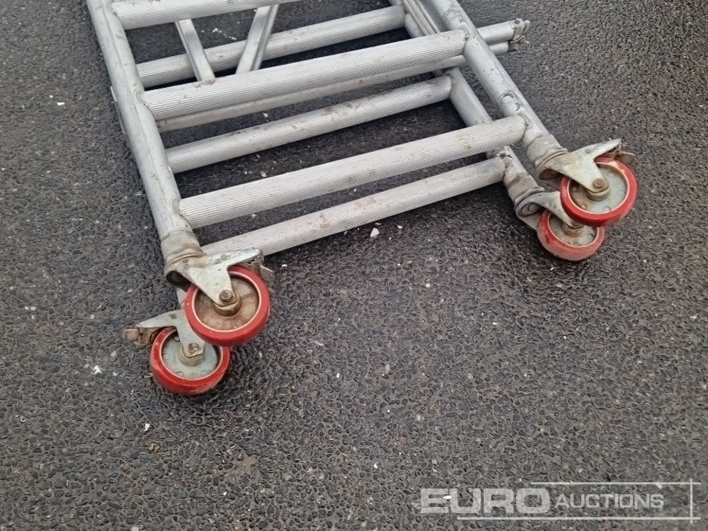 Aluminium Podium Scaffolding Tower - Construction equipment: picture 5 Aluminium Podium Scaffolding Tower - Construction equipment: picture 5