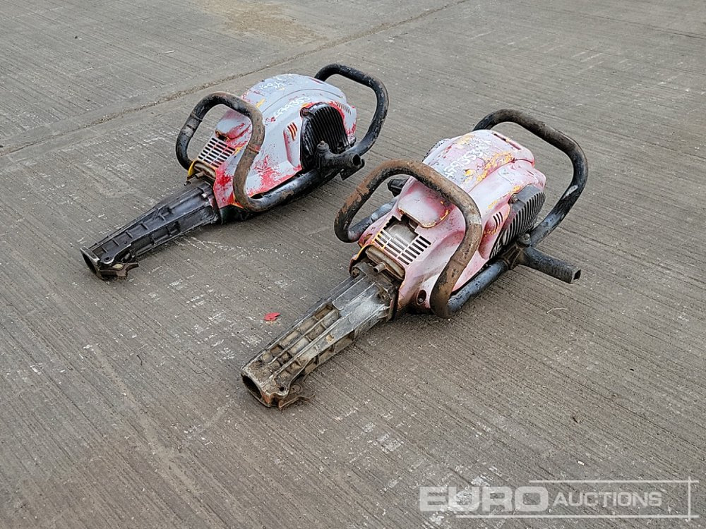 Atlas Copco Petrol Hand Held Breakers (2 of) - Asphalt machine: picture 1 Atlas Copco Petrol Hand Held Breakers (2 of) - Asphalt machine: picture 1