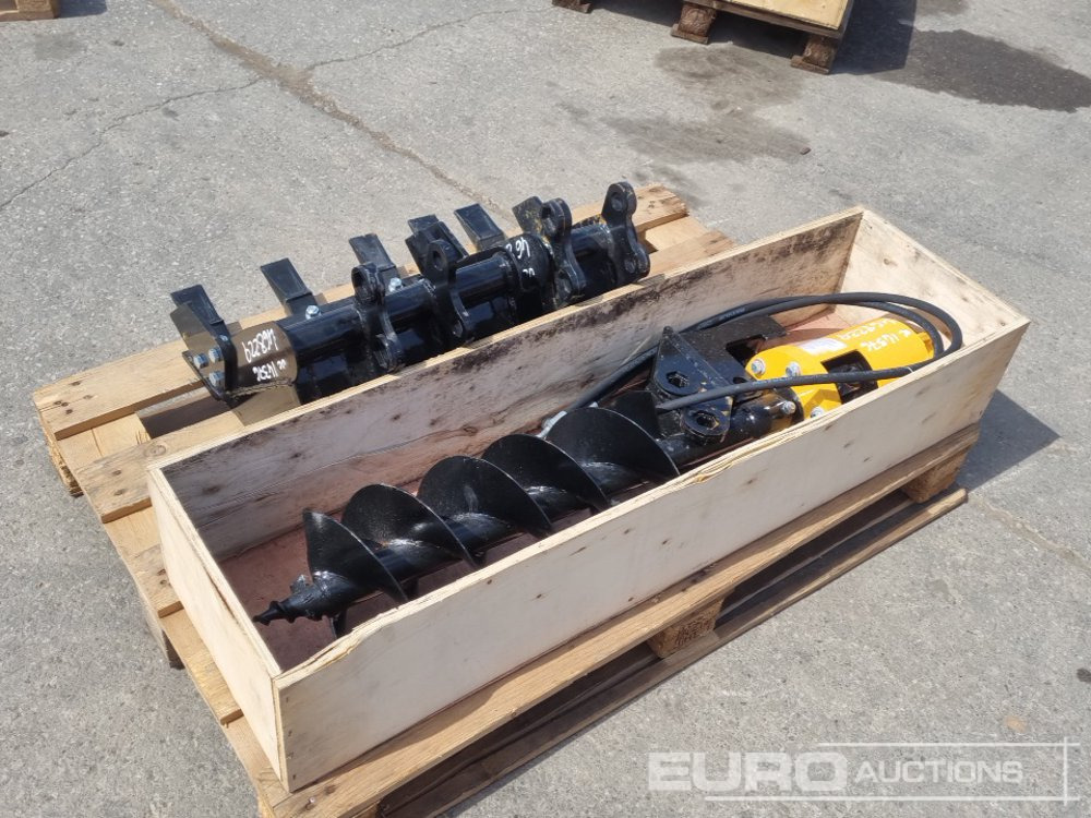 Unused 16", 8" Digging Bucket, 200mm Auger & Drive 25mm Pin to suit Mini Excavator - Attachment for Excavator: picture 3 Unused 16", 8" Digging Bucket, 200mm Auger & Drive 25mm Pin to suit Mini Excavator - Attachment for Excavator: picture 3