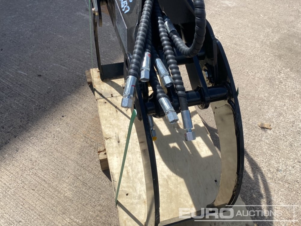Unused 2024 Rotary Clamp to suit Mini Excavator - Attachment for Excavator: picture 5 Unused 2024 Rotary Clamp to suit Mini Excavator - Attachment for Excavator: picture 5