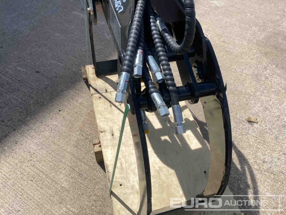 Unused 2024 Rotary Clamp to suit Mini Excavator - Attachment for Excavator: picture 5 Unused 2024 Rotary Clamp to suit Mini Excavator - Attachment for Excavator: picture 5