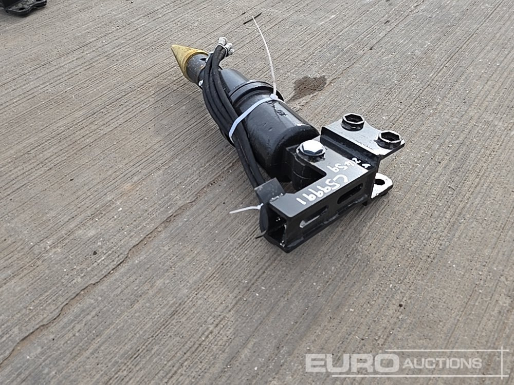 Unused 2025 Captok Hydraulic Wood Drill 25mm Pin to suit Excavator Mini Excavator - Attachment for Excavator: picture 3 Unused 2025 Captok Hydraulic Wood Drill 25mm Pin to suit Excavator Mini Excavator - Attachment for Excavator: picture 3