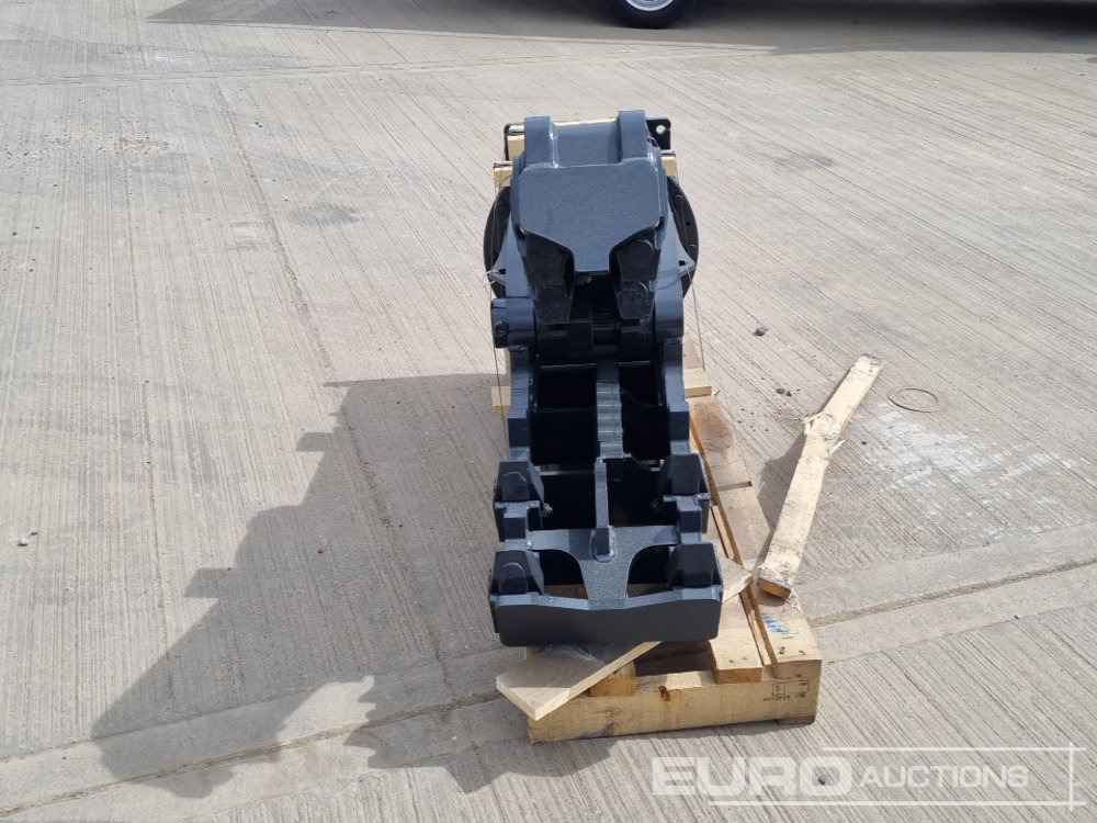 Unused 2025 Mustang RH05 - Attachment for Excavator: picture 4 Unused 2025 Mustang RH05 - Attachment for Excavator: picture 4