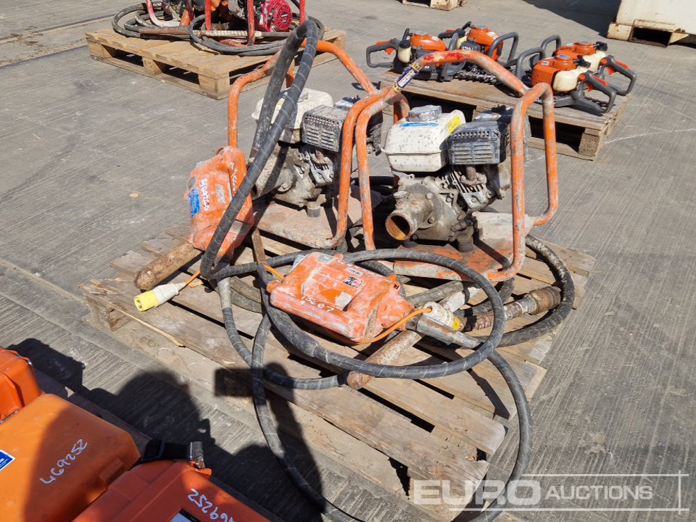 Belle Petrol Vibrating Concrete Poker & Drive (2 of), 110Volt Vibrating Concrete Poker (2 of) - Asphalt machine: picture 1 Belle Petrol Vibrating Concrete Poker & Drive (2 of), 110Volt Vibrating Concrete Poker (2 of) - Asphalt machine: picture 1