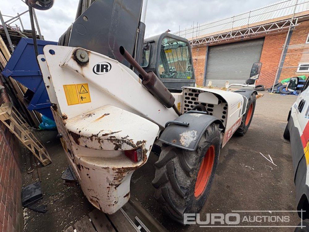 Bobcat T40170 - Telescopic handler: picture 4 Bobcat T40170 - Telescopic handler: picture 4